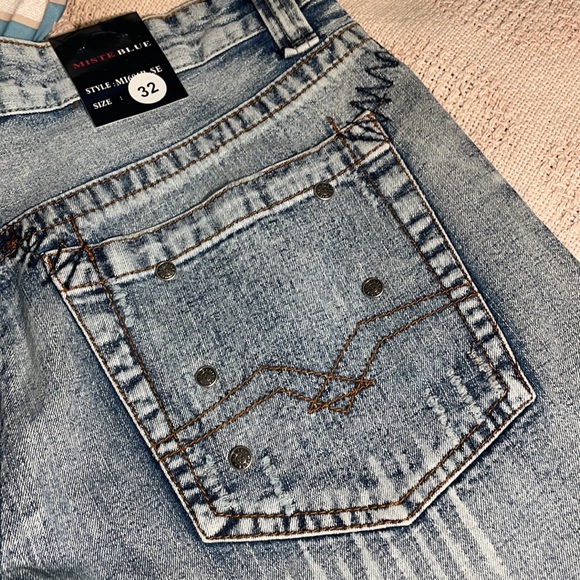 Brand New ~ Miste Blue Button Fly Capris - Picture 4 of 6